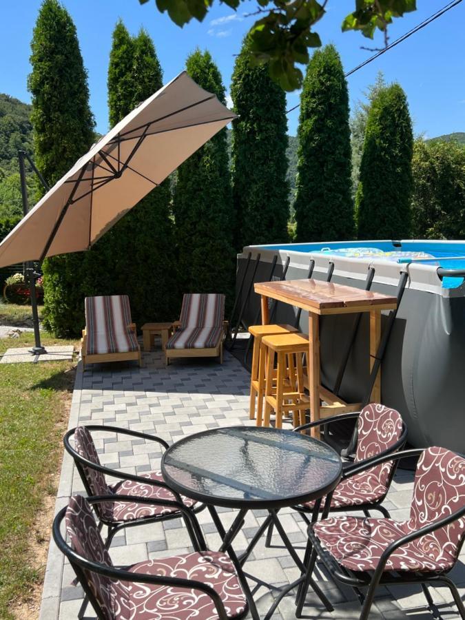 Studio Apartman Firdaus-Bihac, Dobrenica Bb Luaran gambar